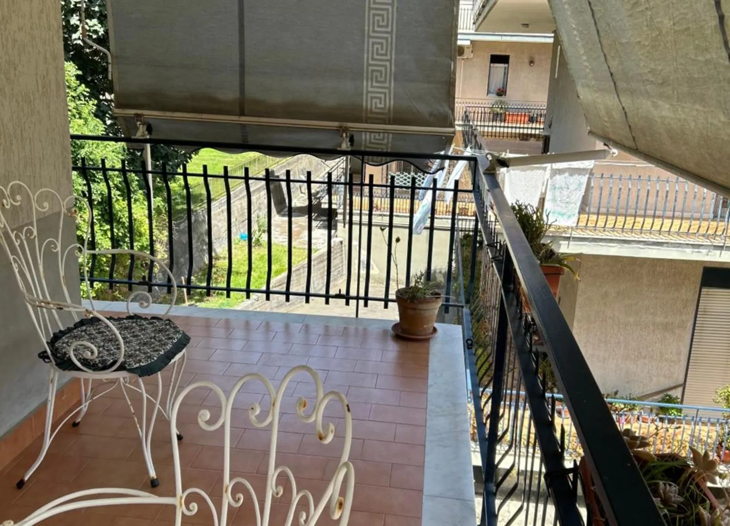 Apartment Appartamento Etna Sea, Vicino A Taormina Tra Il Mare E Il Vulcano Etna, Wi-Fi E Parcheggio Gratis - Perfetto Per Famiglie E Gruppi - Cinque Minuti A Piedi Dalla Spiaggia Riposto