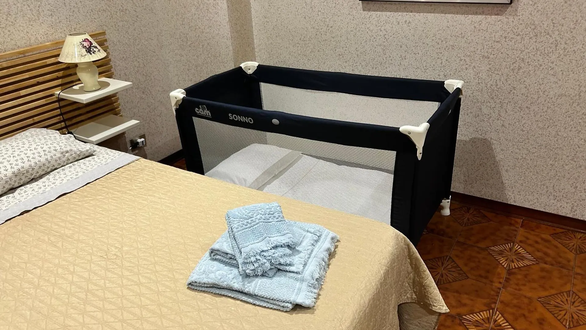 Appartamento Etna Sea, Vicino A Taormina Tra Il Mare E Il Vulcano Etna, Wi-Fi E Parcheggio Gratis - Perfetto Per Famiglie E Gruppi - Cinque Minuti A Piedi Dalla Spiaggia Riposto Apartment