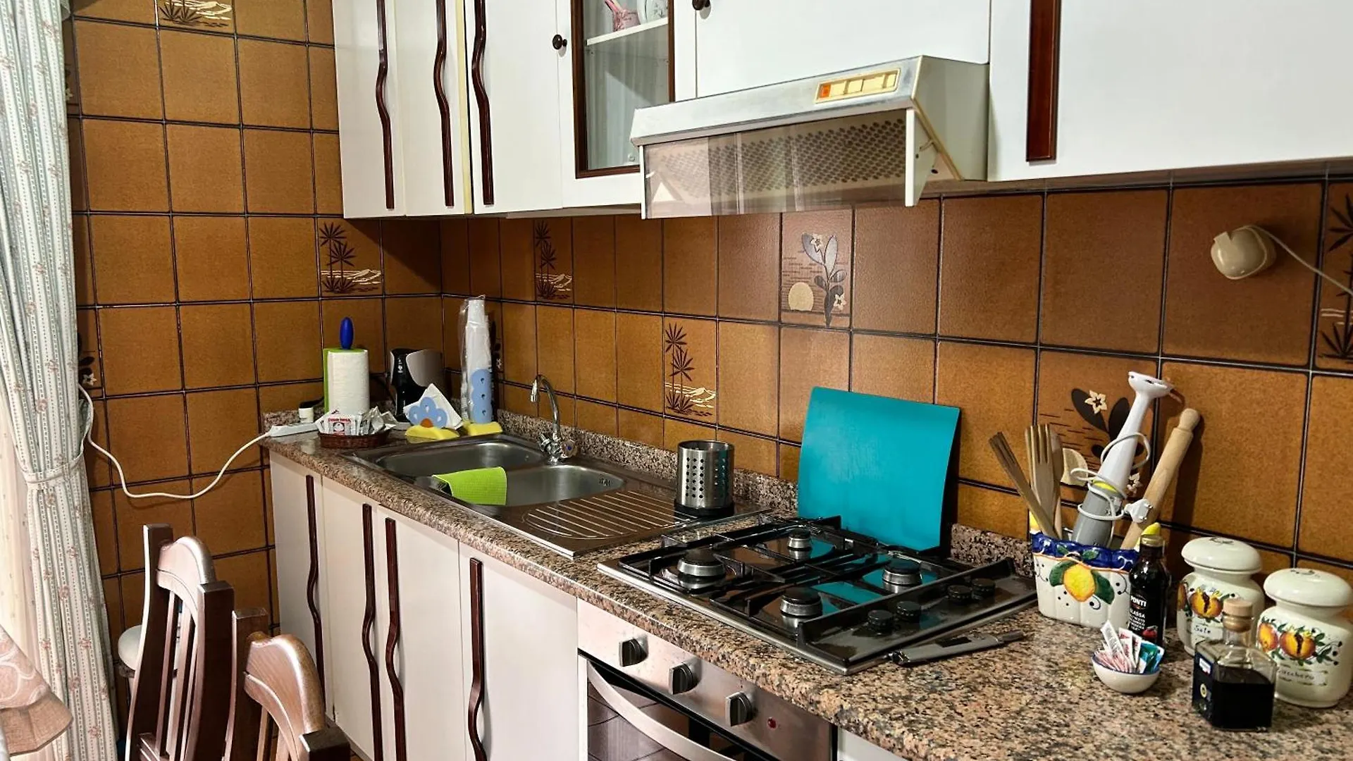Appartamento Etna Sea, Vicino A Taormina Tra Il Mare E Il Vulcano Etna, Wi-Fi E Parcheggio Gratis - Perfetto Per Famiglie E Gruppi - Cinque Minuti A Piedi Dalla Spiaggia Riposto